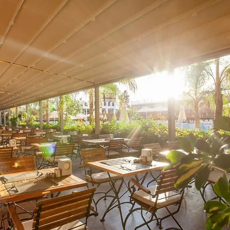 מלון Haydarpasha Palace 5*