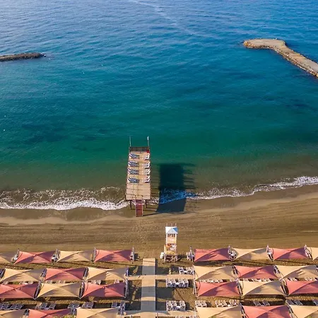 Haydarpasha Palace אבסלאר