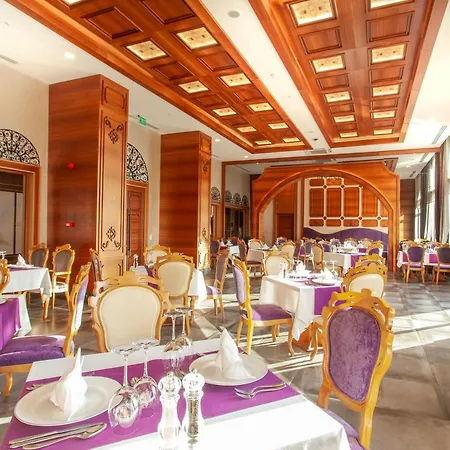 Haydarpasha Palace אבסלאר