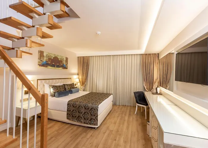 Haydarpasha Palace Hotel Avsallar